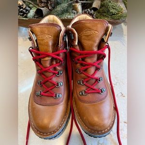 Merrill Waterproof Waitsfield boots.